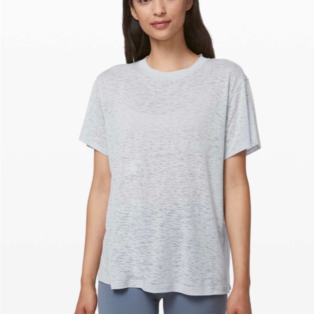 Lululemon All Yours Boyfriend Tee *Veil Purple Size 2